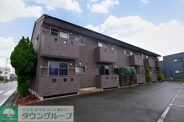 グラン・ラージの物件外観写真